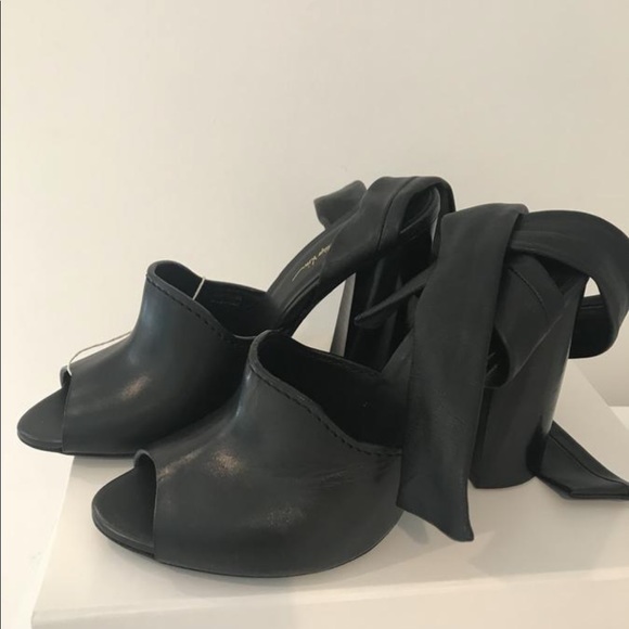 3.1 Phillip Lim black Kyoto sandals - Picture 4 of 5